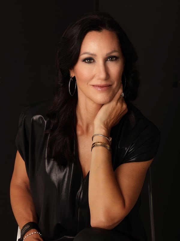 Guest Article in Mystery & Suspense Magazine: Interview of Kimberly Belle